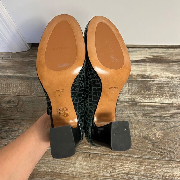 Audley Embossed Leather Green High Heels Pumps 40 US 9.5 Adjustable - Picture 5 of 9